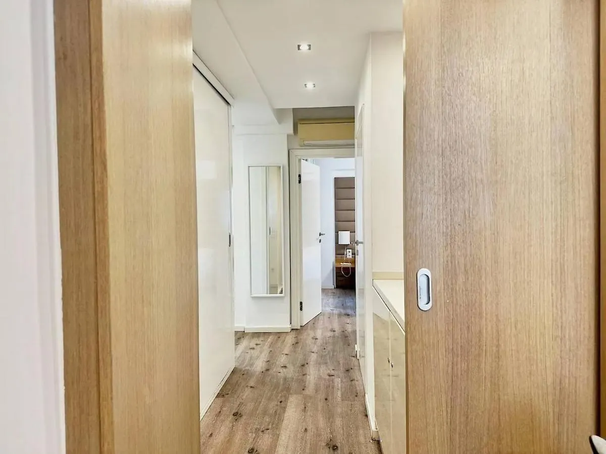 Innere Stadt I City Centre I Designer Flat Vienna Austria